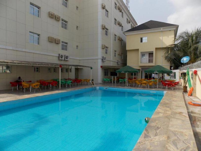 Immaculate Royal Int'L Hotel Owerri Kültér fotó